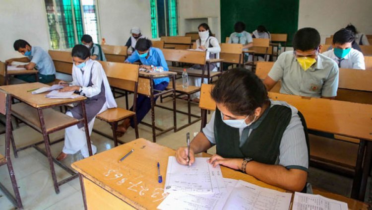 गुजरात मे कब खुलेंगे स्कूल ; सरकार और शिक्षण विभाग क्या सोच रहा है जानिए !