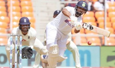 भारत का एक और विकेट गिरा, ऋषभ पंथ शतक लगाकर आउट;