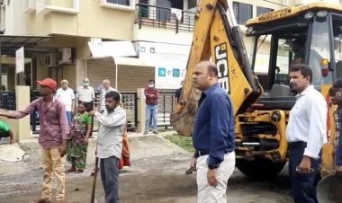 शहर की सड़कों के खड्डे भरने की कामगिरी को VMC ने करवाया शुरू