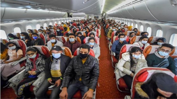 DGCA की नई कोरोना गाइडलाइन आ गई, जानिए हवाई यात्रा के दौरान क्या रखनी होगी सावधानी